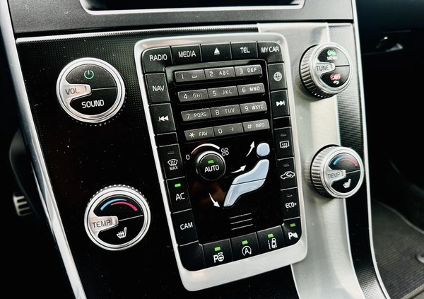 Volvo V60 cena 77900 przebieg: 202762, rok produkcji 2018 z Sztum małe 781